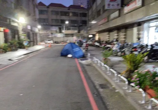 台中驚傳墜樓！29歲癌男21樓頂墜落社區旁馬路　當場慘死