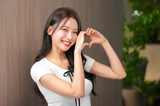 韓籍啦啦隊女神李雅英羞認理想情人 秘密曝光恐成全台女性公敵