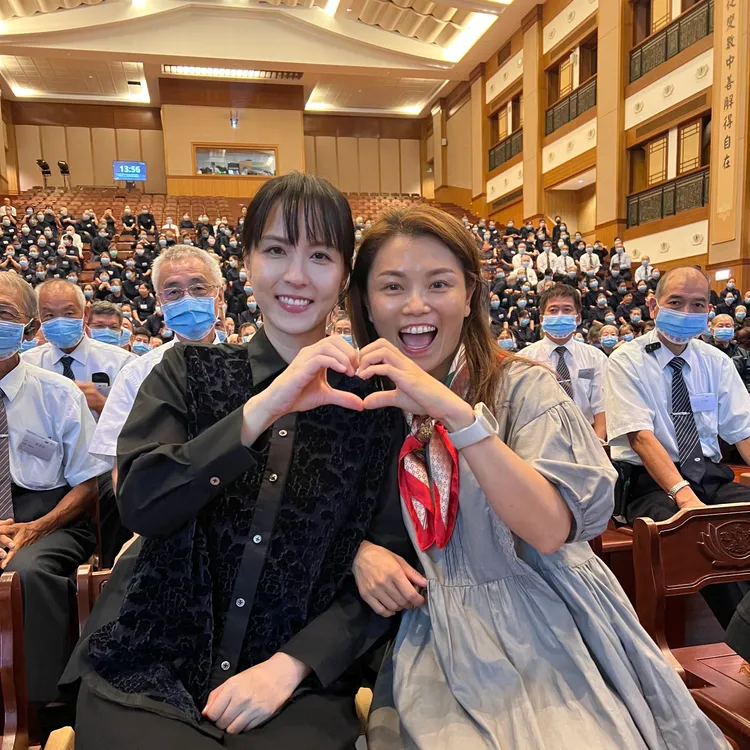 魏蔓感受與角色原型「李亞倪」的正能量。大愛提供