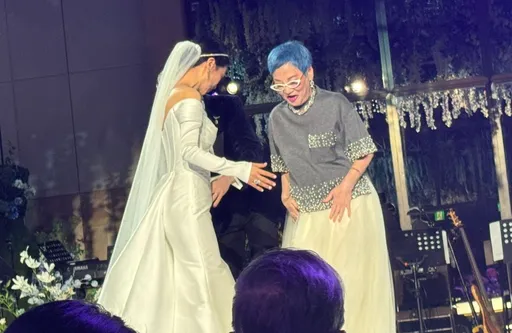 獨家|蕭敬騰婚禮父親盼抱孫 證婚人張小燕誇新娘「能幹了不起」