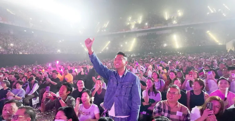 華仔為姜皓文（圖）獻唱《暗裡著迷》，讓各地粉絲好生羨慕。圖／台灣映藝提供