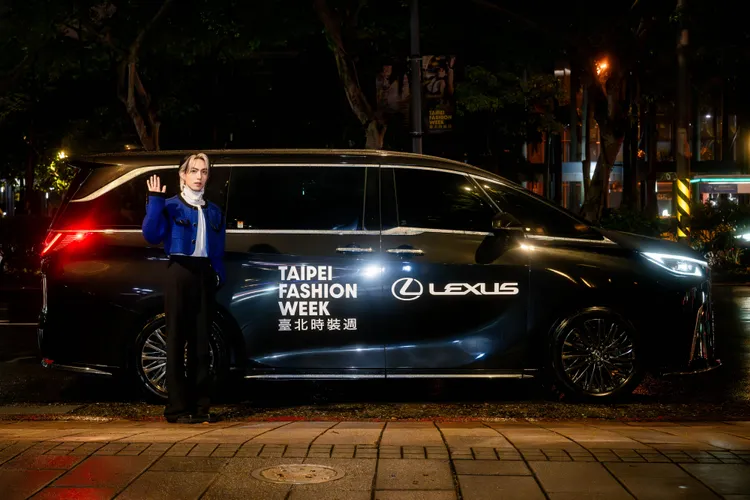 歌手林宥嘉搭乘旗艦移動豪宅LM出席臺北時裝週大秀活動。業者提供