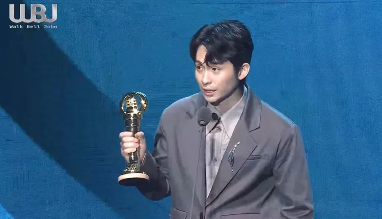 博恩首獲走鐘獎。翻攝走鐘獎YT