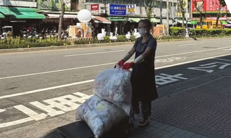 新明市場整頓後。桃園市府提供