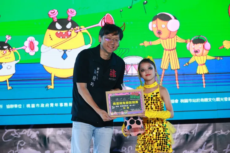 A組個人組_第一名(變裝皇后妮妃雅_鍾伊妮).。觀旅局提供