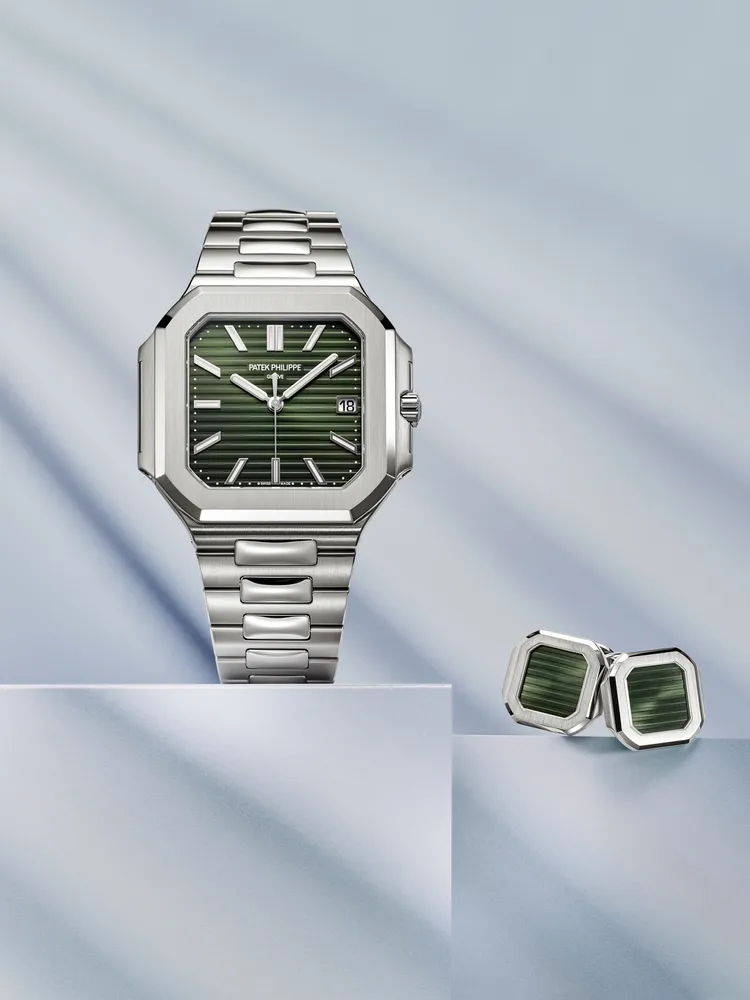 百達翡麗Cubitus 5821/1A-001日期、大三針腕錶，45mm，精鋼錶殼，橄欖綠色放射狀錶面，精鋼錶鍊，26-330 S C自動上鍊機芯，動力儲存35小時，防水深度30米，133萬6000元。品牌提供