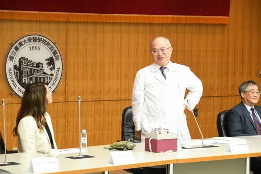 台大醫院遭傳也有「波波醫師」?院長親上火線說明