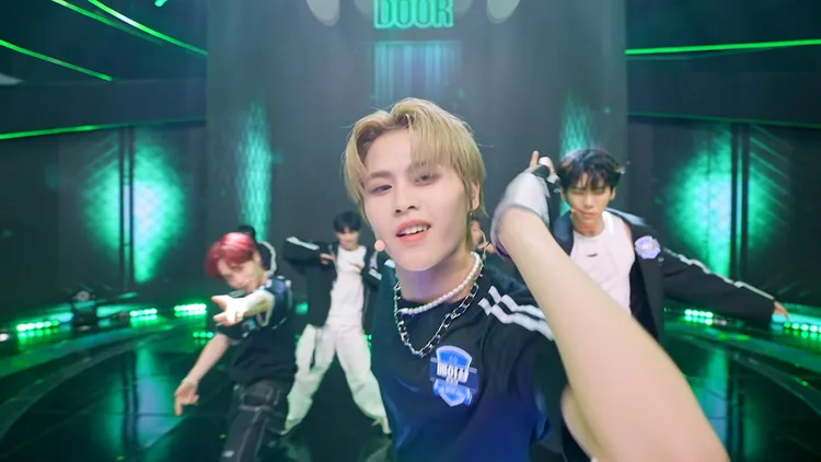 鄭美祥是《SCOOL》中的「野獸派美男」。天空娛樂提供