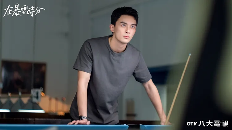 吳磊飾演職業撞球選手。八大提供