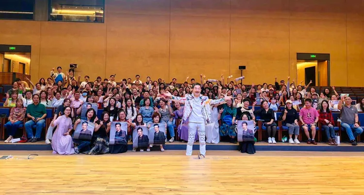 影友會的大合唱，把楊懷民所有角色人物都完整唱出來。經紀人提供