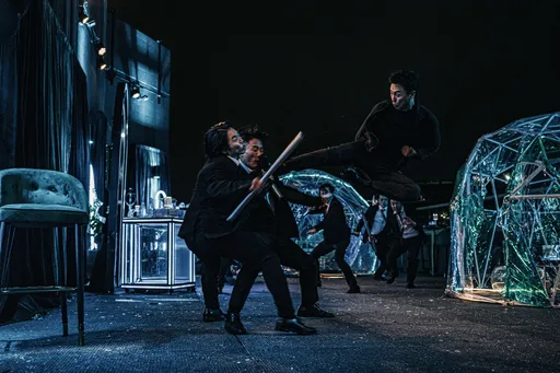 甄子丹改行當檢察官 「以一打百」畫面曝光