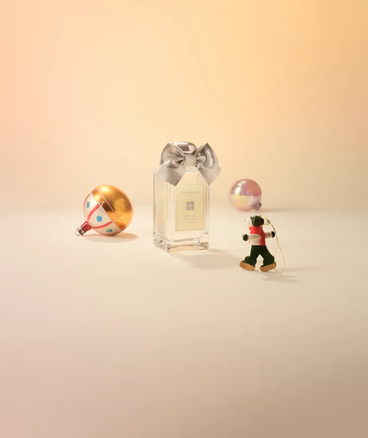 鼠尾草與海鹽香水，30ml／2900元、50ml／4000元、100ml／5800元。品牌提供