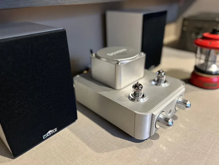 入住專案就能把市價4萬8000元的真空管音響組帶回家。礁溪老爺提供