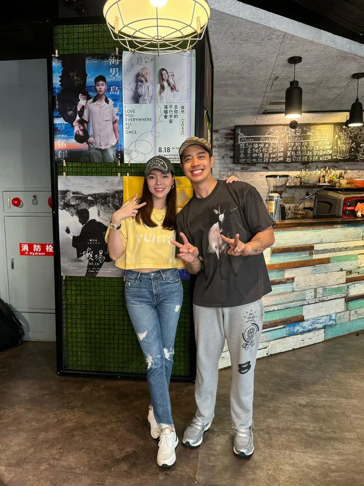 曾馨瑩與美國舞者Brian Puspos合影。永齡基金會提供