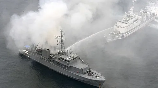 日本掃雷艦起火沉船1人失蹤 自衛隊首艘因火燒沉沒船艦