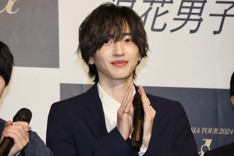 道枝駿佑秀中文「見到大家我很開心」。莊宗達攝