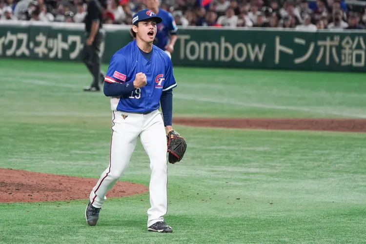 張奕是台灣隊的勝投王。翻攝自富邦悍將官方粉絲團