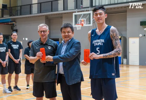 莊瑞雄質詢後遭控「玩球版」 遭質疑已違反「TPBL規章」要職籃聯盟出面