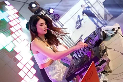 Chun Bar・春 酒吧2025跨年辦西洋金曲之夜 暢飲名廚江振誠特調