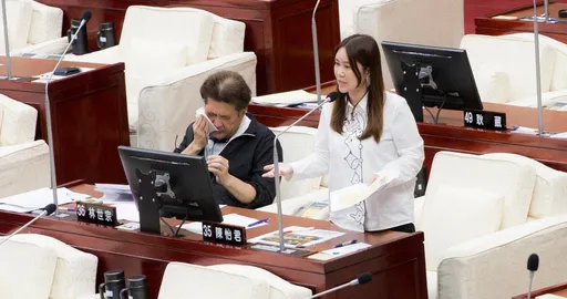 北市府驚爆女職員遭長官摸臀！議員怒嗆蔣萬安蓋樓前先改善