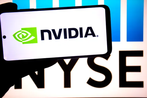 史上首見!輝達市值飆破115兆元 穩坐全球最大企業