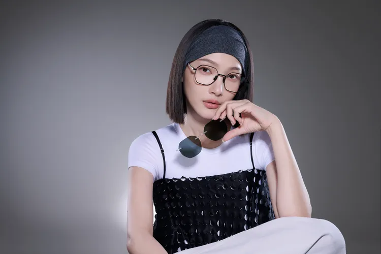 林映唯配戴OWNDAYS「BLACK COLLECTION」系列鏡款。品牌提供