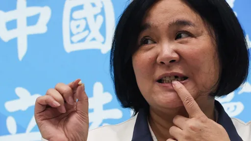 陳玉珍牙齒周一就鬆脫 王定宇:這個無齒還真的是無恥