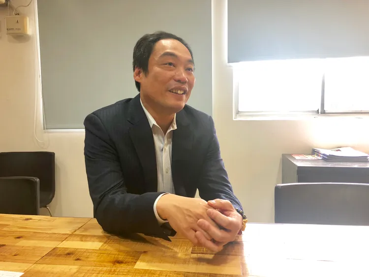 他直言，售屋不僅是獲利生意，更是一門將服務做到極致的事業。張瑞傑攝