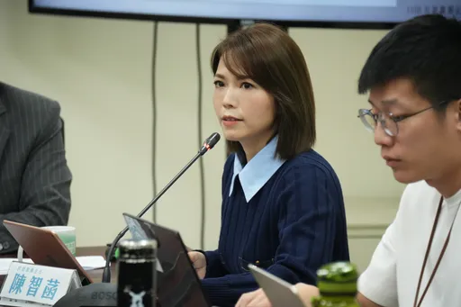 爆遭柯文哲下令「當比特犬攻擊」還收1千萬!陳智菡氣瘋反擊