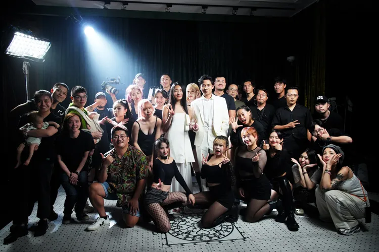 陳忻玥與李杰明合拍mv。
陶山音樂提供
