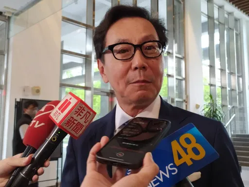 富邦集團董座蔡明忠 獲頒台大名譽法學博士學位