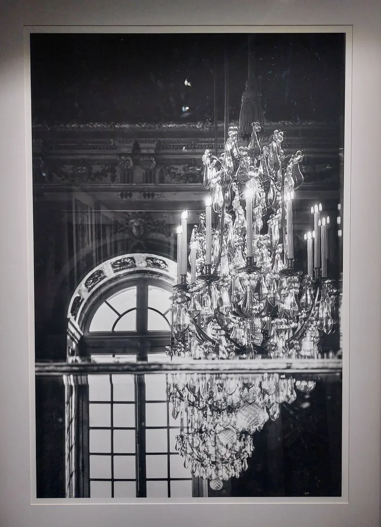 森田恭通鏡頭下的凡爾賽宮，皇室威嚴與榮華燦爛，只容留在昨日。凃建豐翻攝