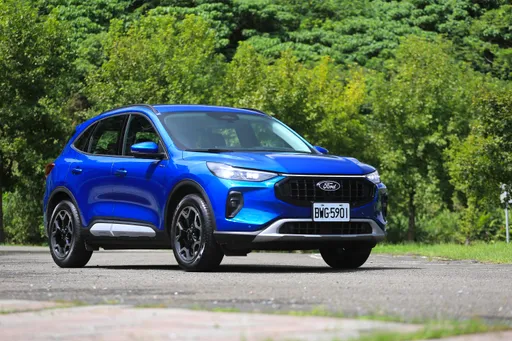 壹蘋試駕|Ford小改款Kuga Active 1.5 EcoBoost 料多實在、售價還放大絕