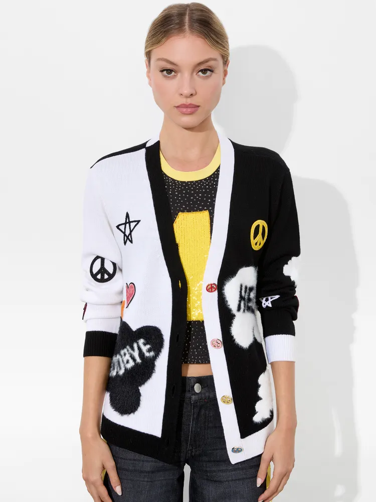 alice + olivia X披頭四Bradford羊毛短版針織衫，2萬6900元。品牌提供