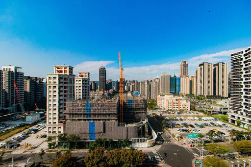 房市降溫 興富發宣布2025年起暫不購地:未來降價是趨勢