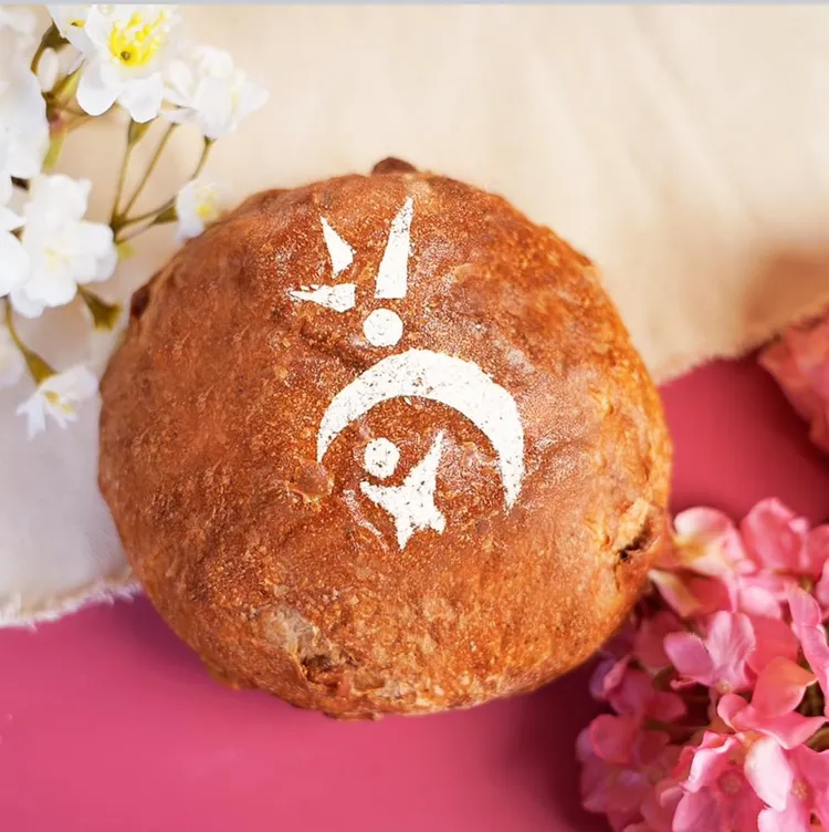 桂圓麵包，代表圓滿。