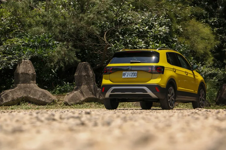 中階以上車型透過最新的3D造型X樣式尾燈組，呈現精品小休旅該有的細膩質感。林浩昇攝