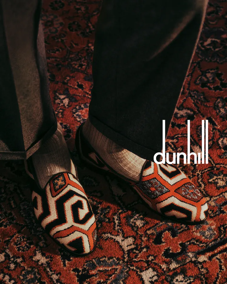 「晚禮服」系列也端出華麗配件。品牌提供