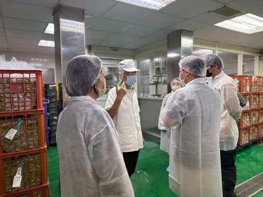 基隆營養午餐出包！梅干扣肉驚見「2公分針頭」　校方延遲通報