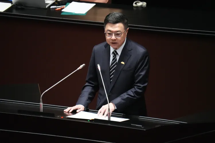 立法院院會「113年度中央政府總預算案追加預算案」報告，行政院長卓榮泰上台報告。彭欣偉攝