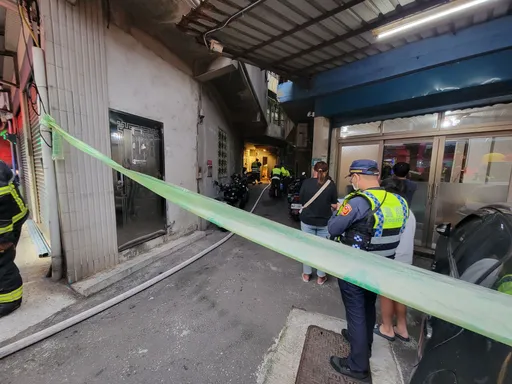 新北透天厝恶火!65岁男独居逃不了 惨成焦尸