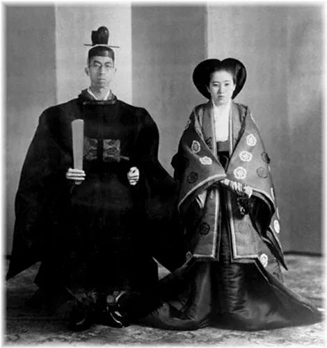 三笠宮妃百合子1941年成婚照片。翻攝自X @bluemoonstone17