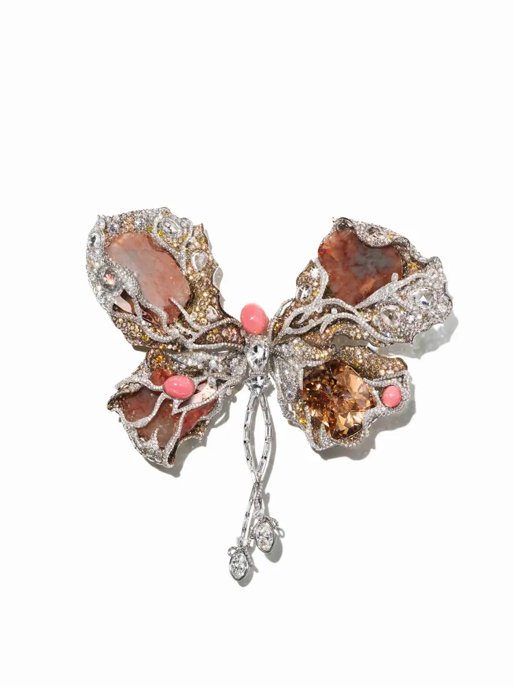 2013-14 Black Label Masterpiece I 大師系列「芭蕾蝴蝶胸針」
。品牌提供