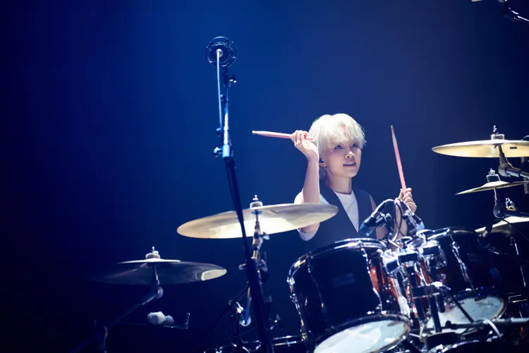 惟晨打鼓帥翻。圖／索尼音樂提供