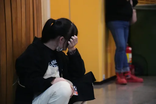 她每到秋冬就BLUE又難過　身心醫教你「季節性憂鬱」如何自救
