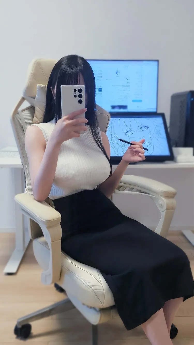 「Yoru」拍照自清作品全都是自己手繪。翻攝自X @yoru0409