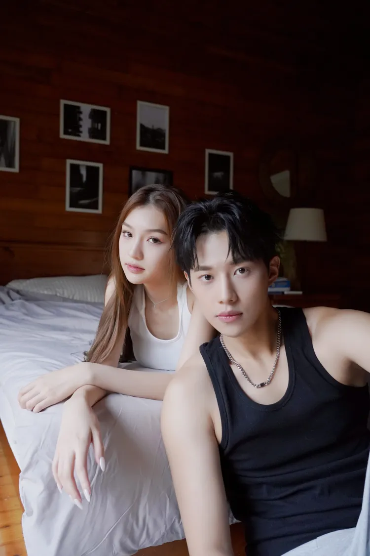 申力安推出新歌《Stuck in the dark》，MV邀來《原子少年》出道的江尚儒擔任男主角。圖／星光瑞瑞提供