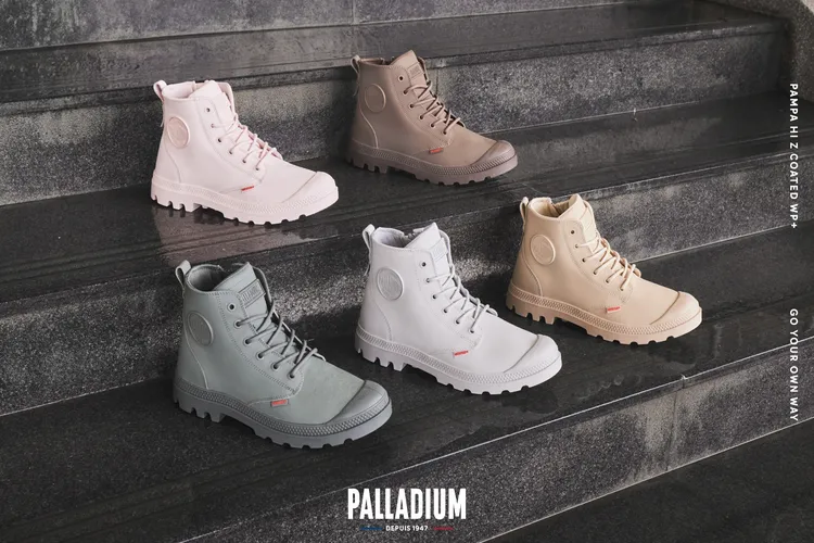 PALLADIUM橘標防水靴COATED ZIP系列，各3580元。品牌提供