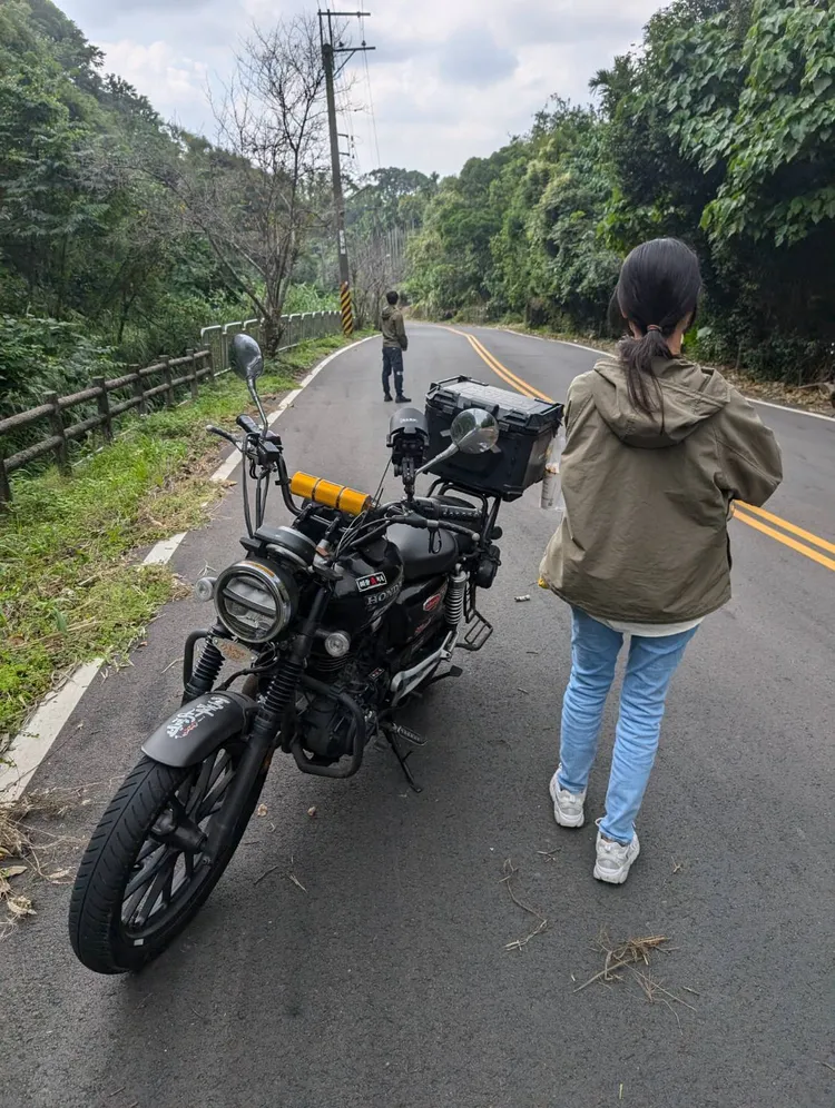 當時2名熱心民眾也停車救人。蔡易軒提供