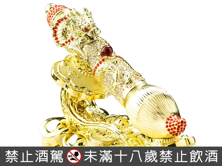 「大筆財富58度金門高粱酒」不僅是高端送禮與宴客炫耀的理想選擇，也適合作為風水擺件，具備極高的收藏與增值潛力。業者提供